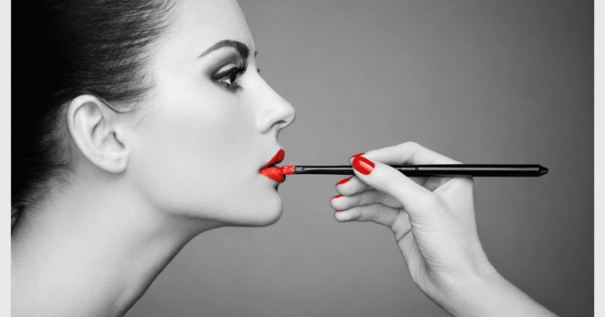 Lip Brush Guide: Perfect Application, Care Tips, and Why You Need One