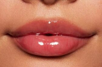 You Know, This One Time I Ate Cherry Chapstick but It Wasn’t Nearly as Tasty as This Lipgloss